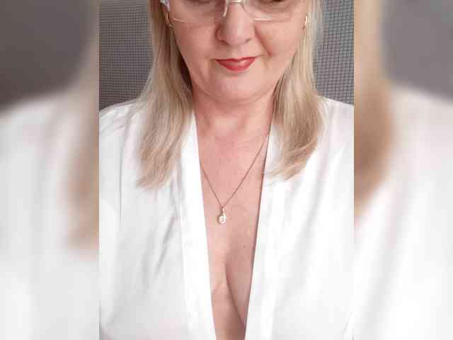 SexiestJess45 webcam