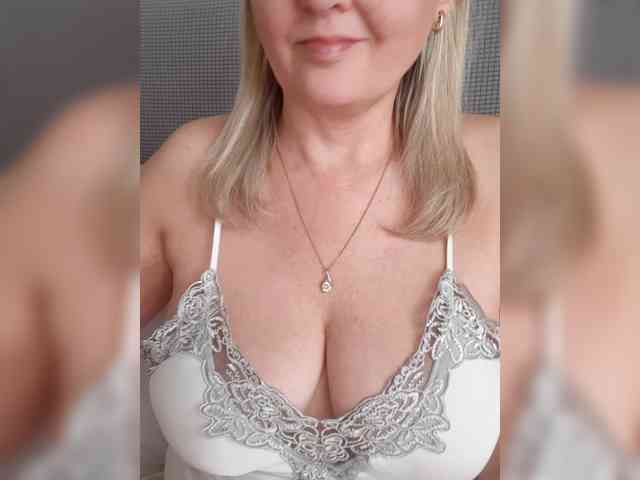 SexiestJess45 webcam