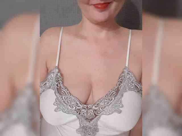 SexiestJess45 webcam