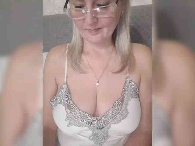 SexiestJess45 webcam