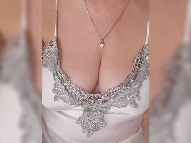 SexiestJess45 SexiestJess45