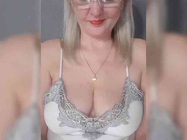 SexiestJess45 webcam