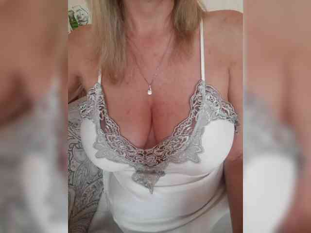 voyeur cam SexiestJess45