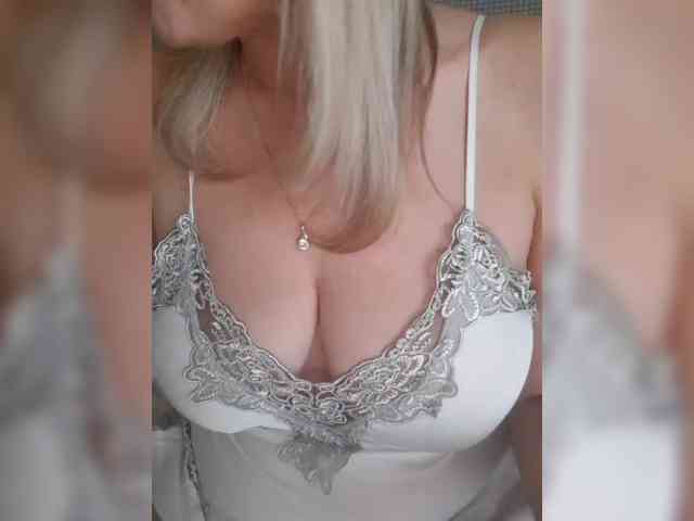 SexiestJess45 webcam