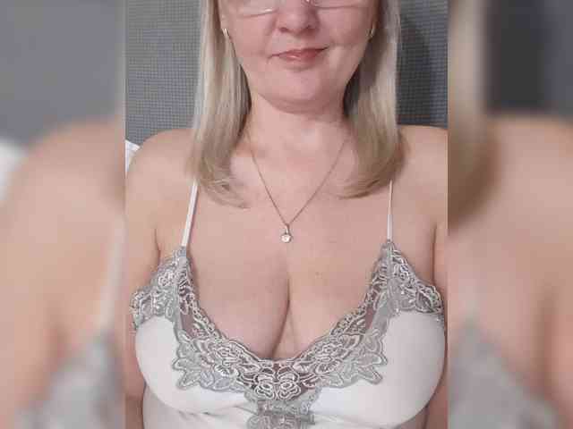 SexiestJess45 webcam