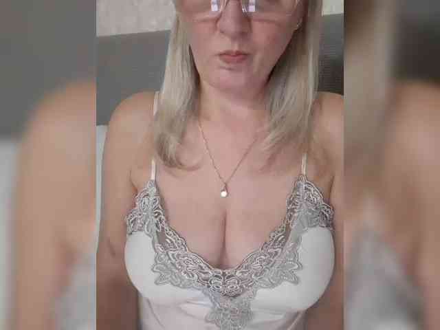 SexiestJess45 SexiestJess45