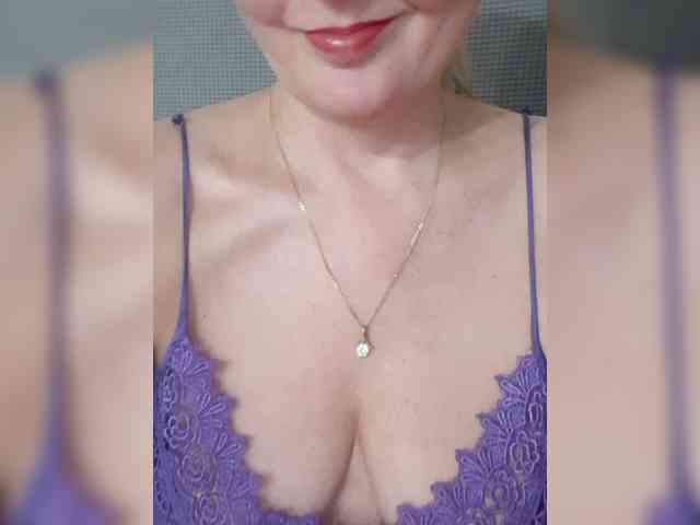 SexiestJess45 webcam