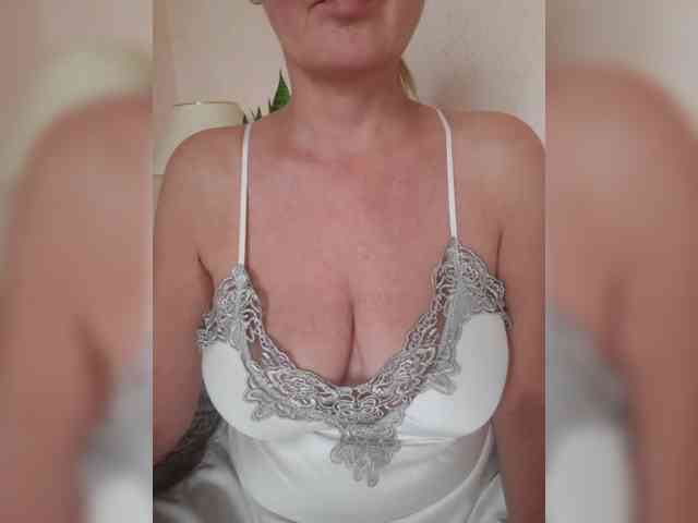 SexiestJess45 webcam
