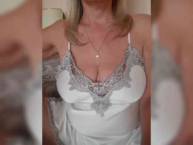 SexiestJess45 webcam