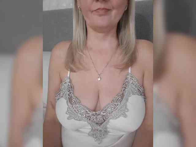 SexiestJess45 webcam