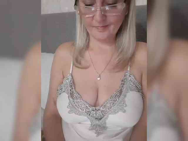 SexiestJess45 webcam