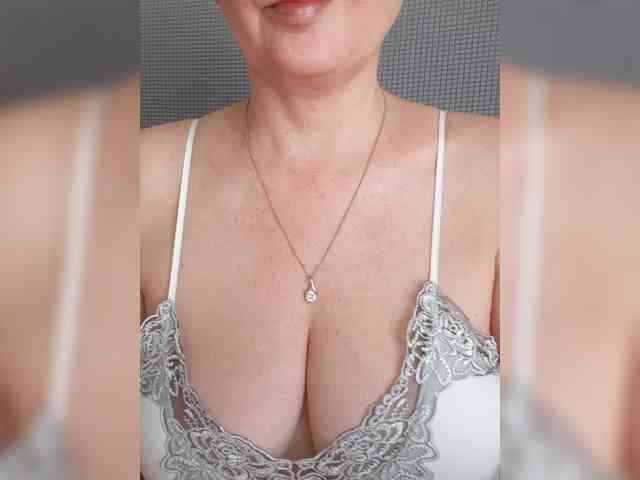 SexiestJess45 webcam