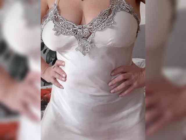 SexiestJess45 SexiestJess45