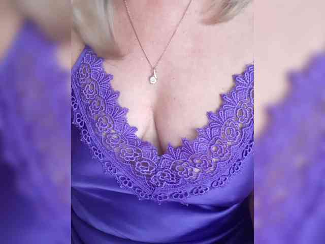 SexiestJess45 webcam