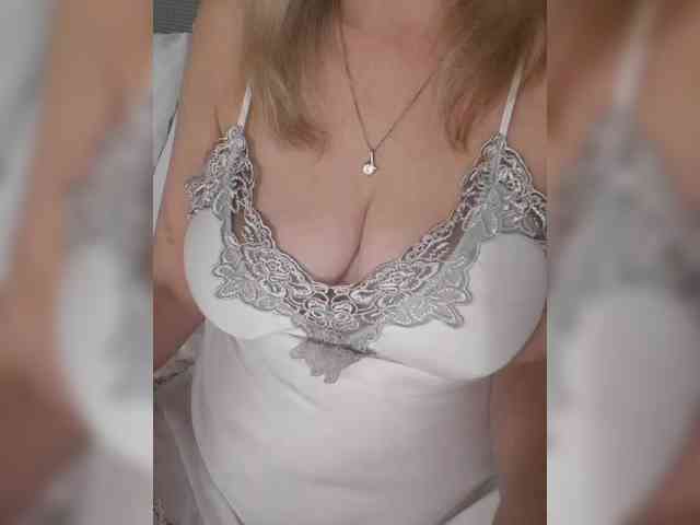 SexiestJess45 webcam