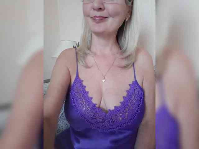 SexiestJess45 webcam