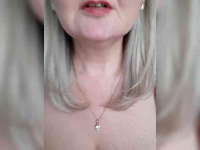 SexiestJess45 webcam