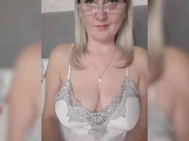 SexiestJess45 webcam