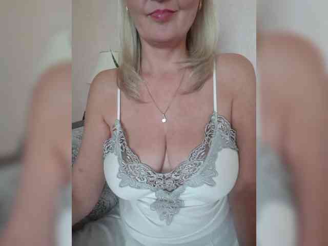 SexiestJess45 webcam