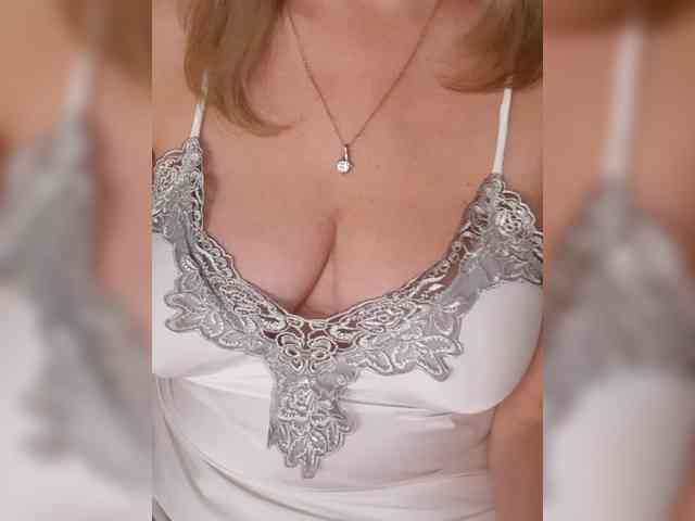 SexiestJess45 webcam