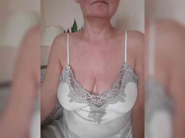 SexiestJess45 webcam