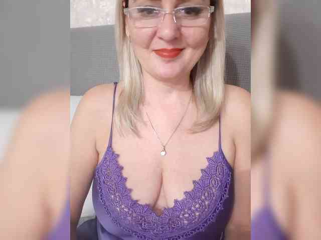 SexiestJess45 webcam