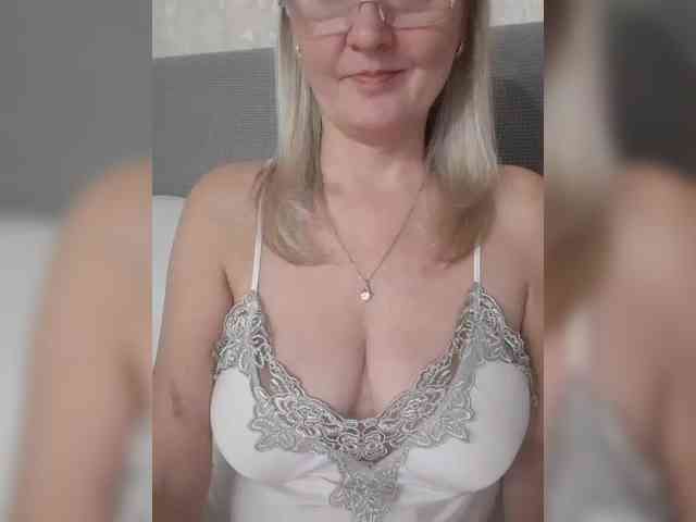 SexiestJess45 webcam