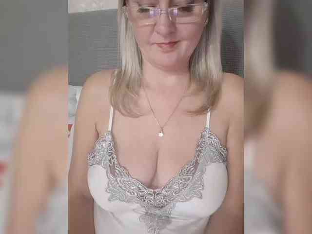 SexiestJess45 webcam