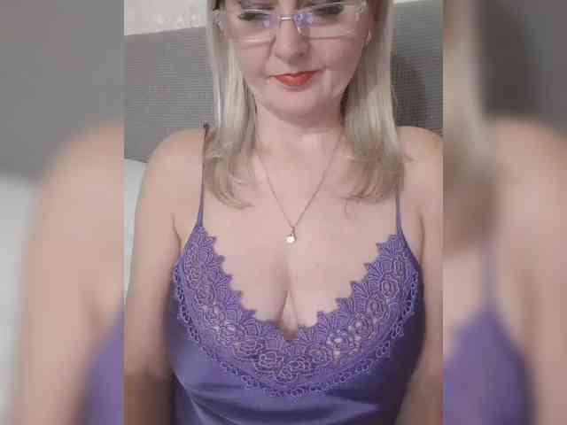 SexiestJess45 Live Webcam on BongaCams