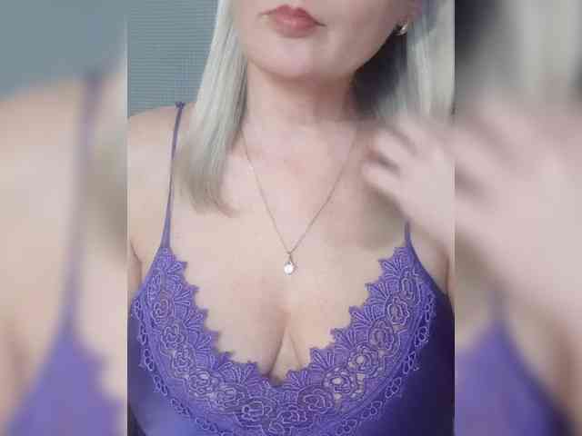 SexiestJess45 webcam