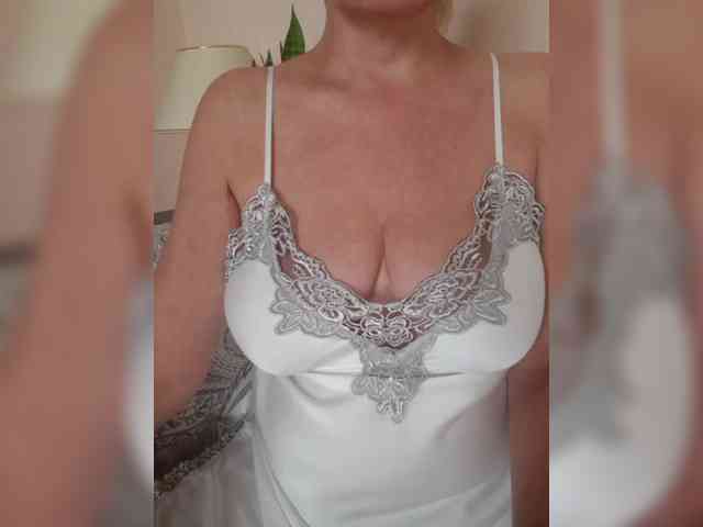 SexiestJess45 webcam