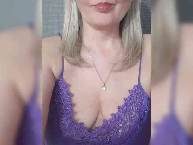 SexiestJess45 webcam