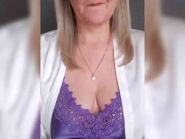 SexiestJess45 webcam