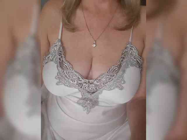 SexiestJess45 webcam