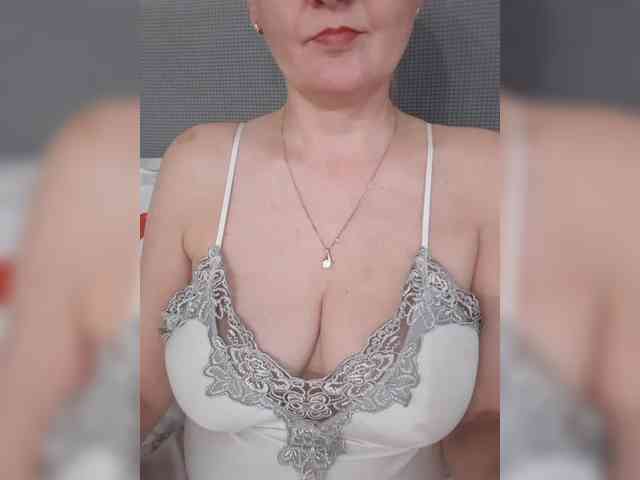 SexiestJess45 Live Webcam on BongaCams