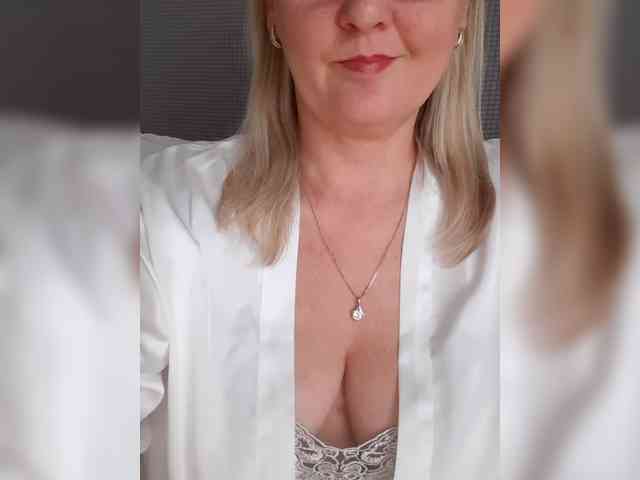 SexiestJess45 webcam