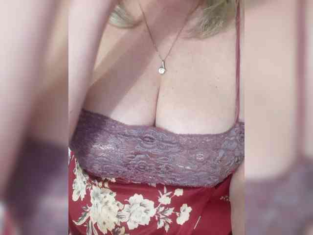 SexiestJess45 webcam