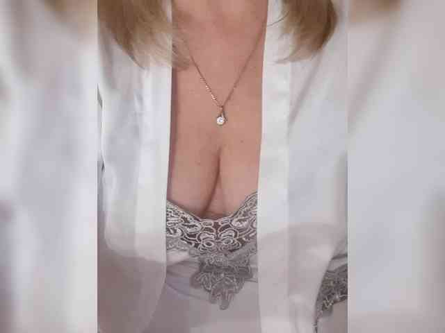 SexiestJess45 webcam