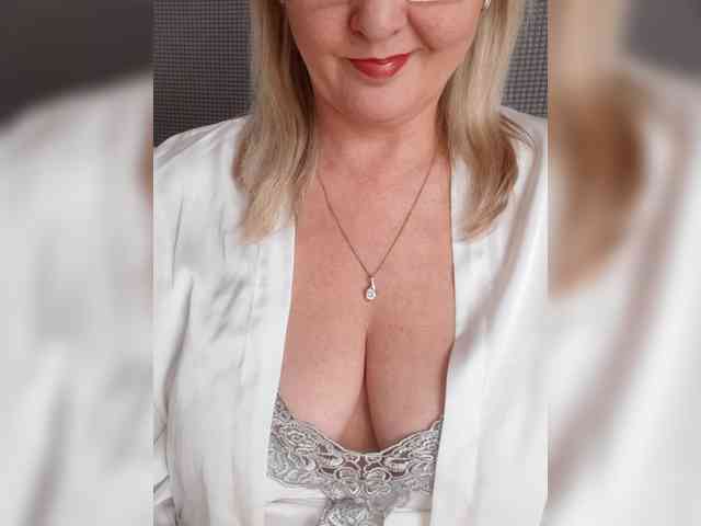 SexiestJess45 webcam