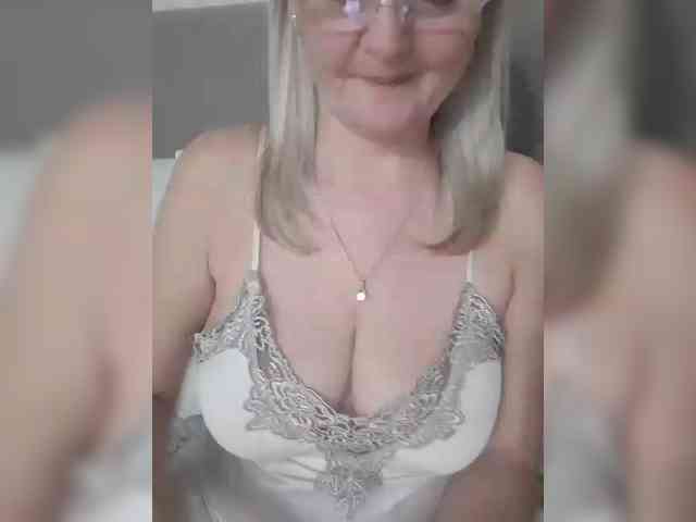 SexiestJess45 webcam