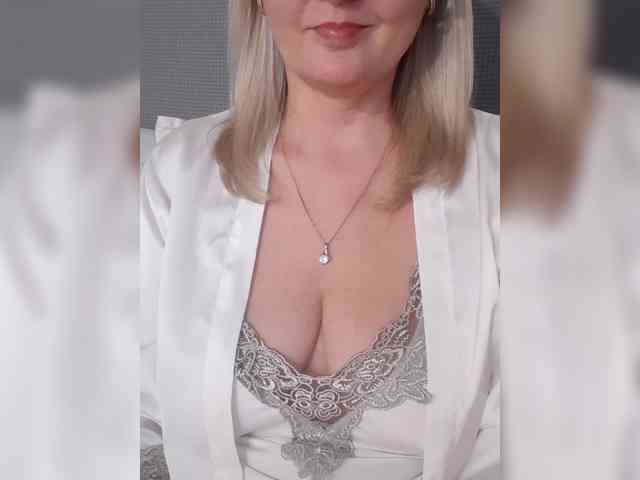 SexiestJess45 webcam