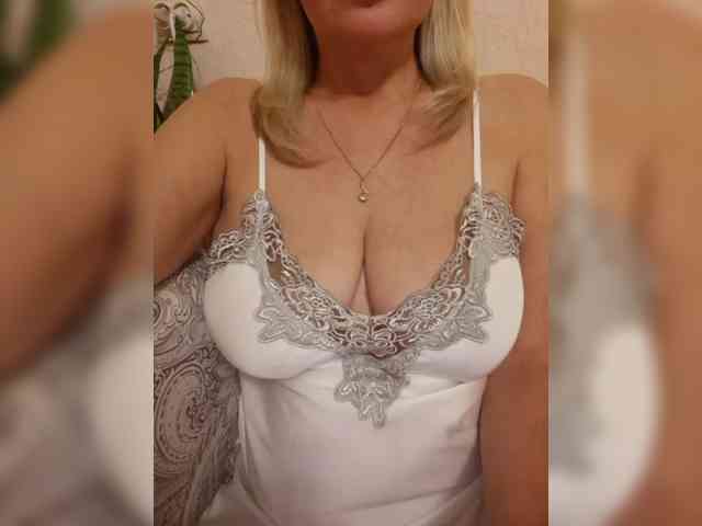SexiestJess45