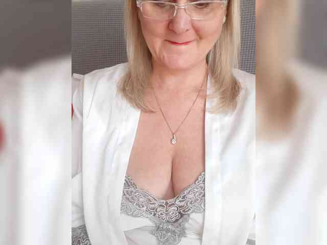 SexiestJess45 webcam