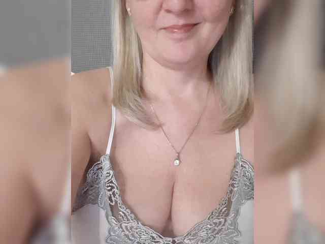 SexiestJess45 webcam