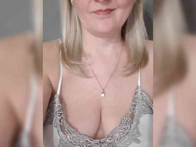 SexiestJess45 Live Webcam on BongaCams