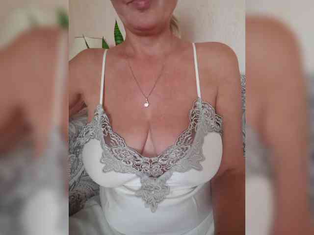 SexiestJess45 webcam