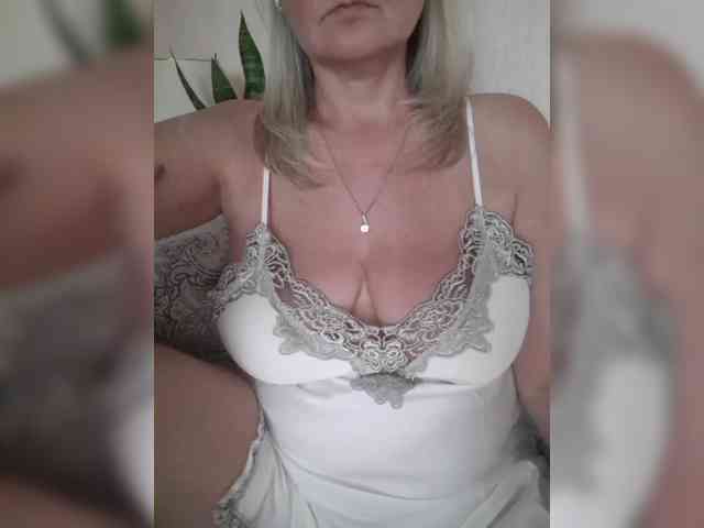 SexiestJess45