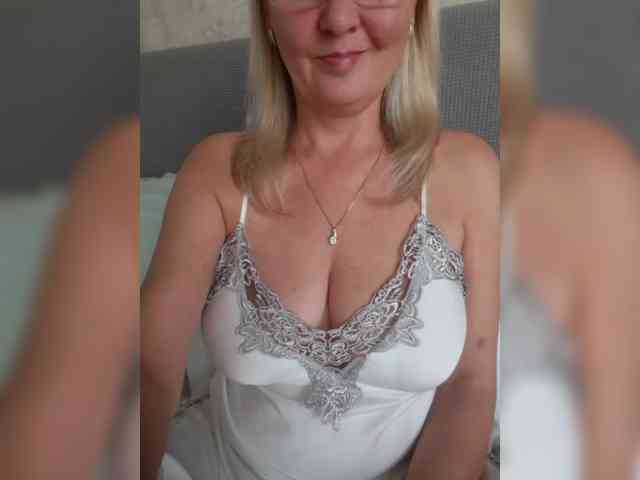 SexiestJess45 webcam