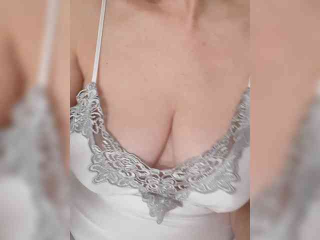 SexiestJess45 webcam