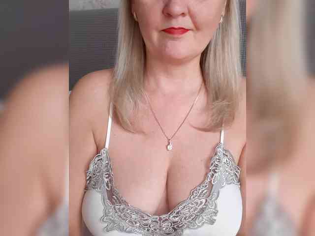 SexiestJess45 SexiestJess45